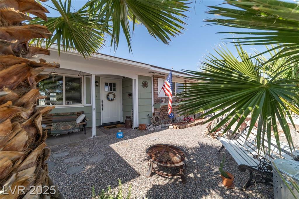 Property Photo: 6432 Aberdeen Lane NV 89107