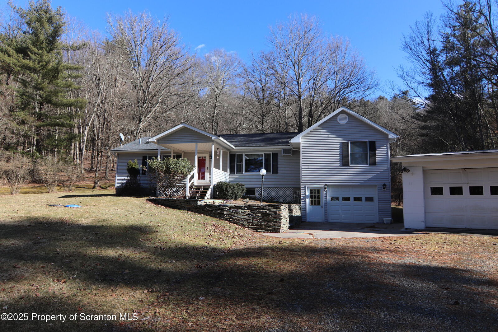 Property Photo:  11 Wilderness Drive  PA 18657
