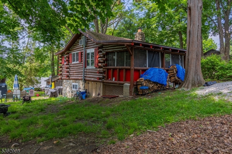 5 Grandview Rd  Vernon Twp. NJ 07461 photo
