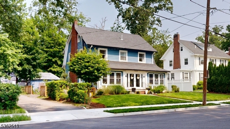 Property Photo:  743 Haxtun Ave  NJ 07050 
