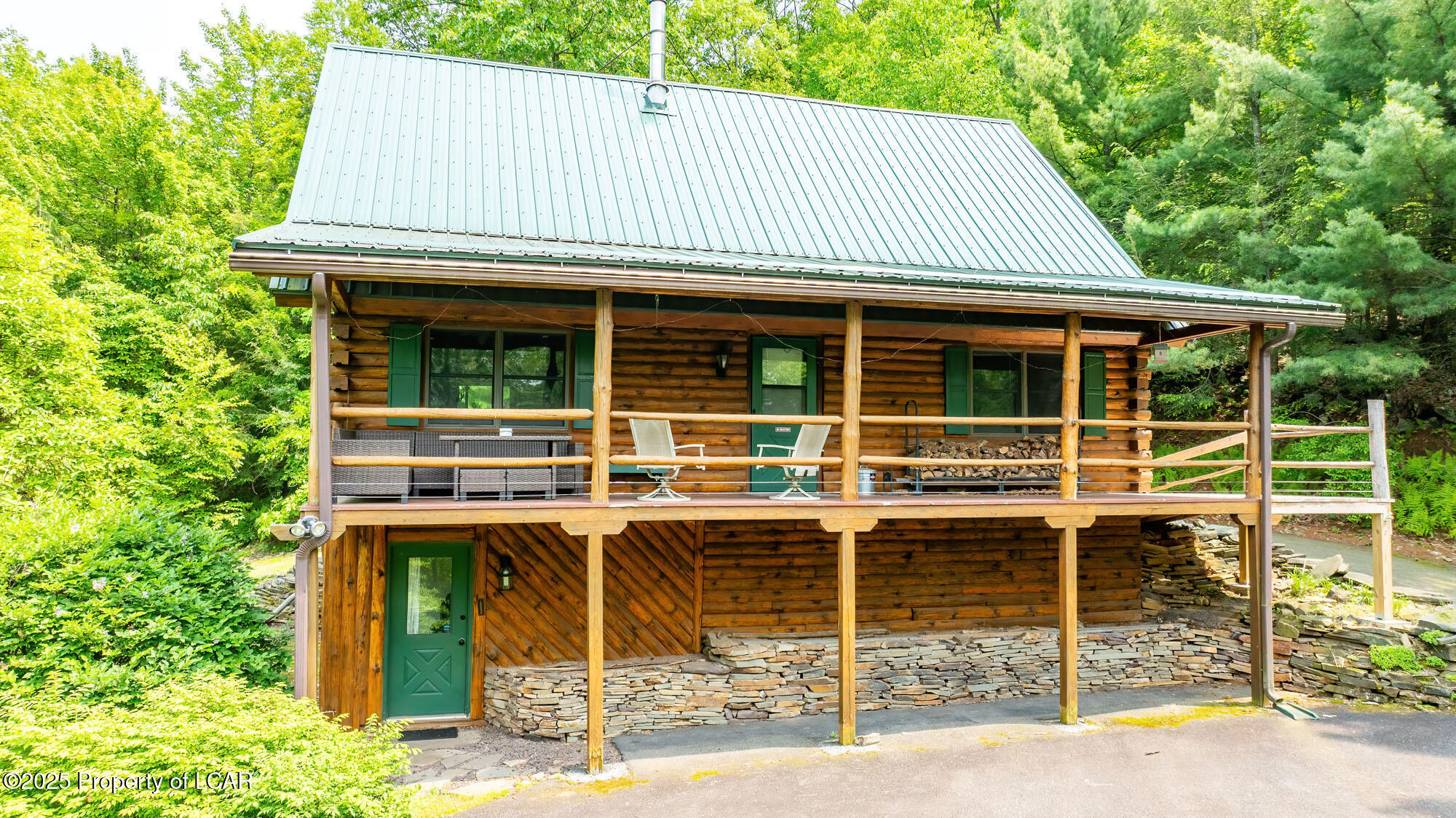 Property Photo: 142 Tower Road PA 18635