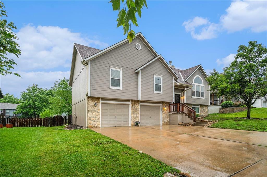 Property Photo:  10820 N Donnelly Court  MO 64157 