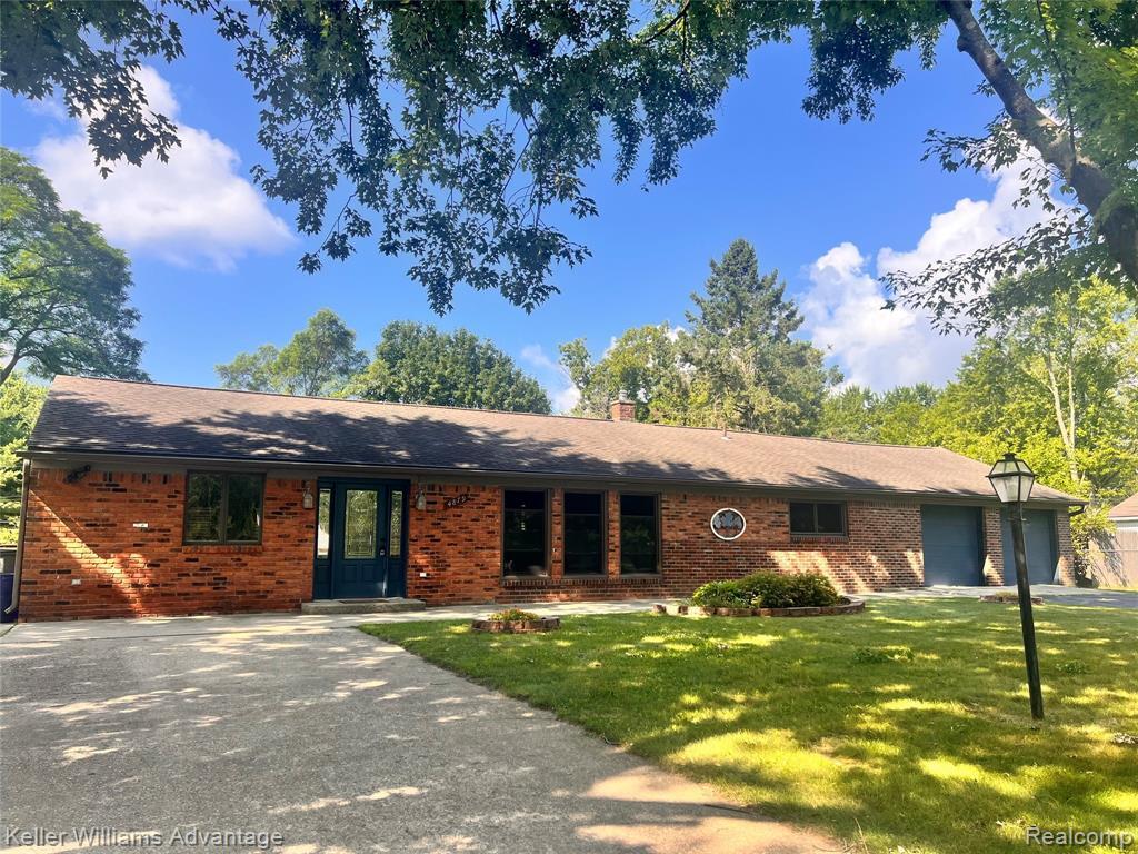 4879 Sundale Drive  Clarkston MI 48346 3692 photo