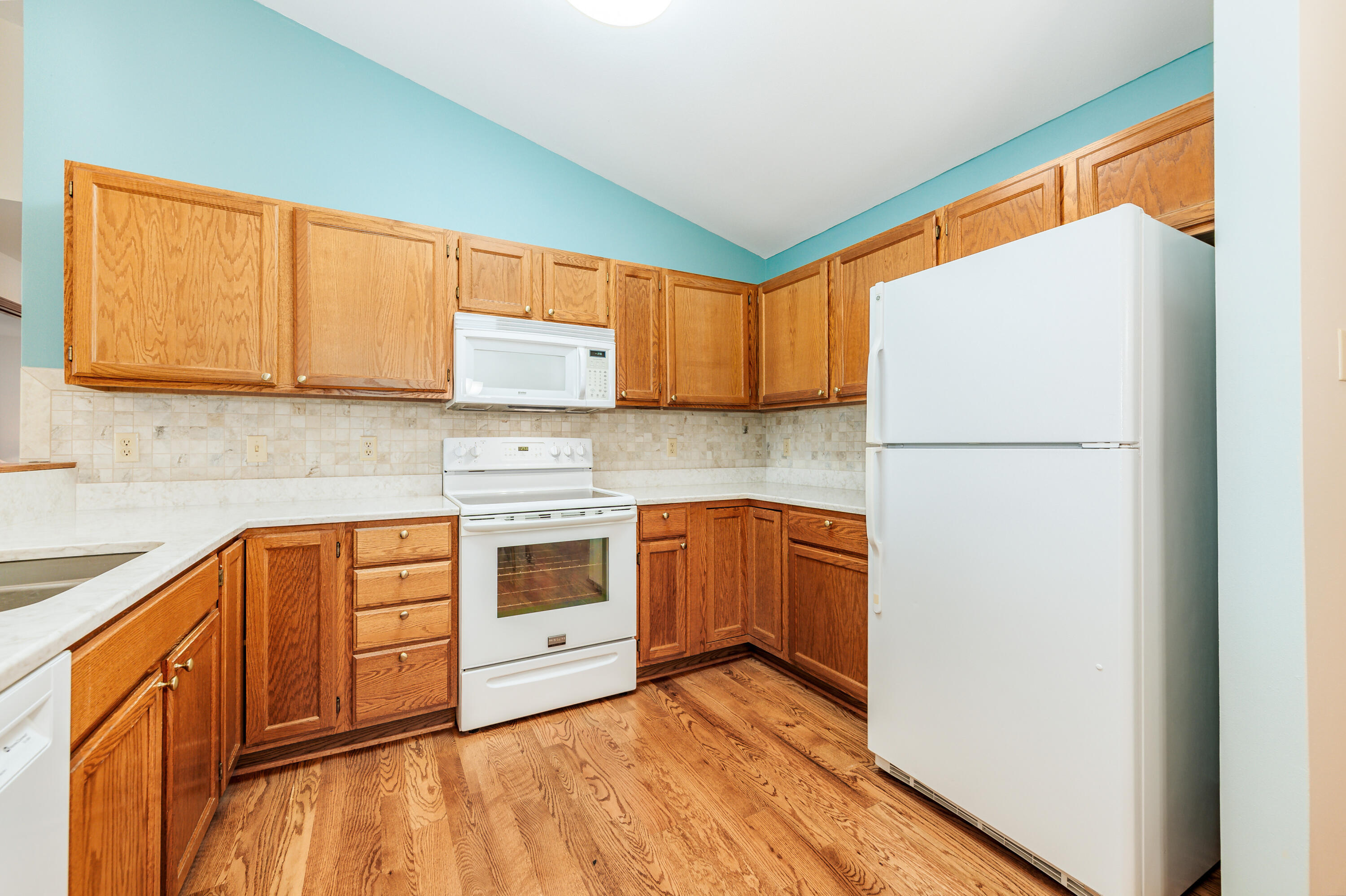 Property Photo: 1787 White Pine Ct C WI 53024