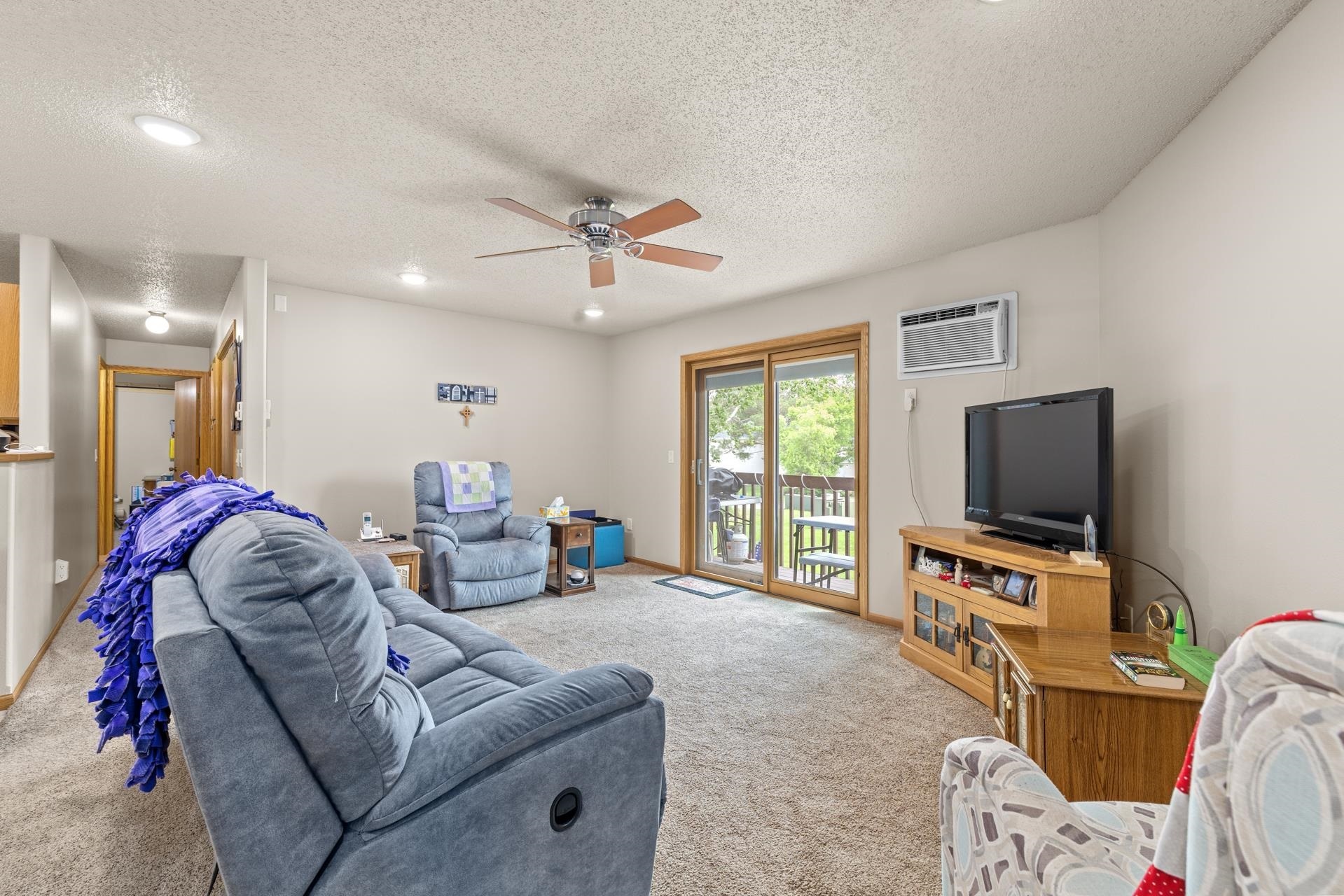 Property Photo: 924 28th Ave SW Unit 209 ND 58701