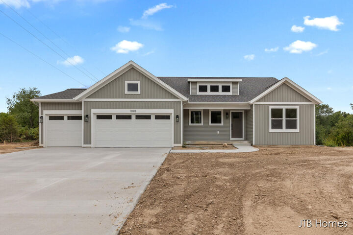 Property Photo:  1098 N Washington Street SE  MI 49331 