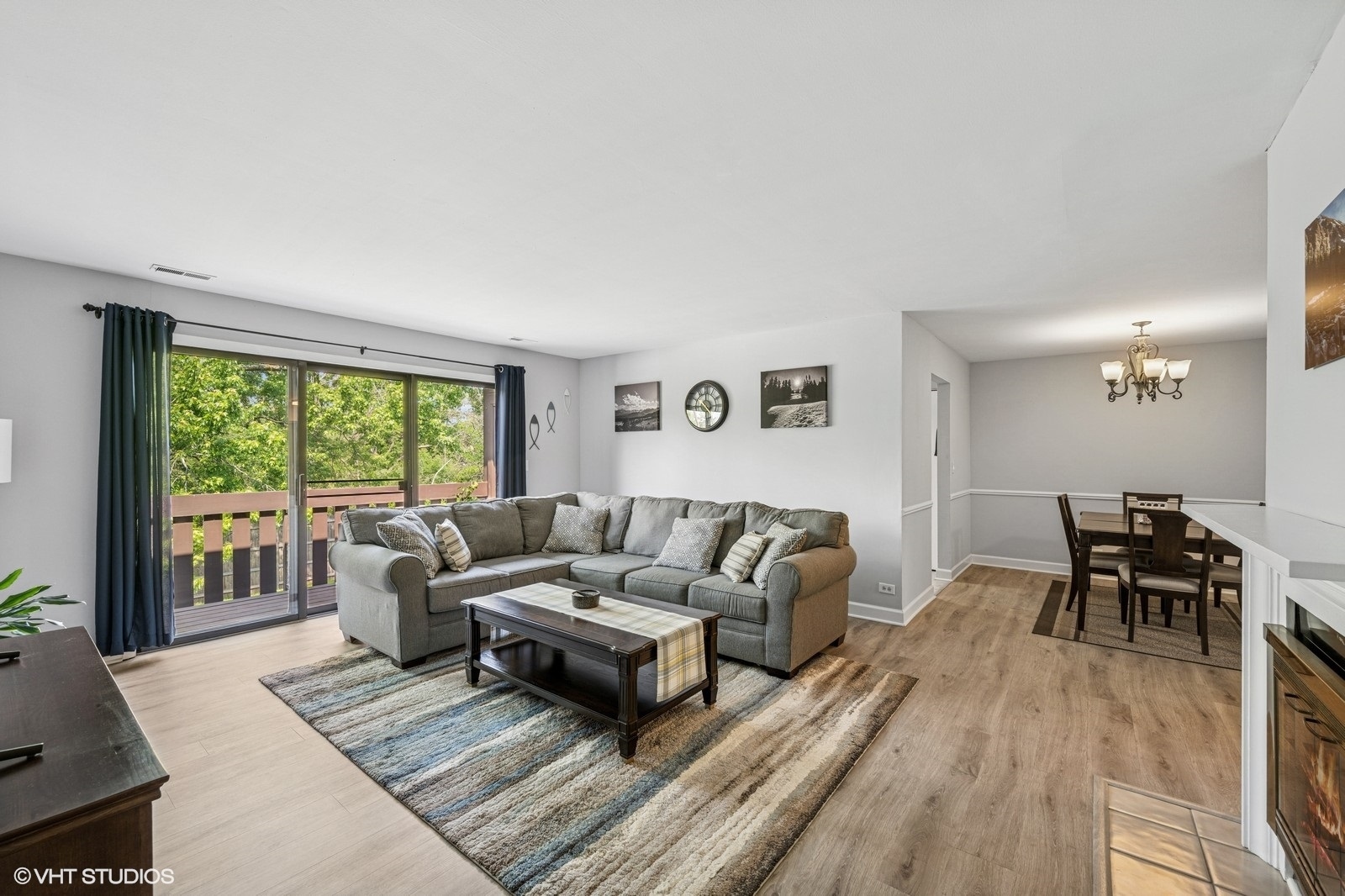 Property Photo: 2980 Northampton Drive A2 IL 60008