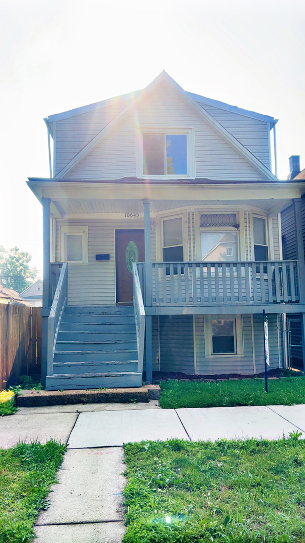 Property Photo:  10643 S Calhoun Avenue  IL 60617 
