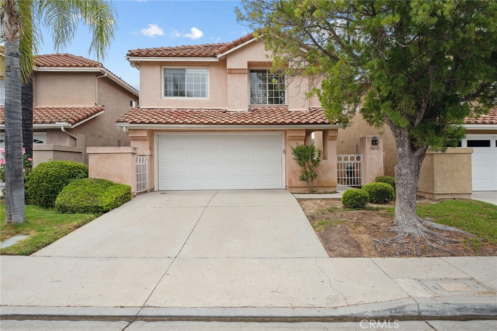 Property Photo: 24687 Calle Largo CA 91302