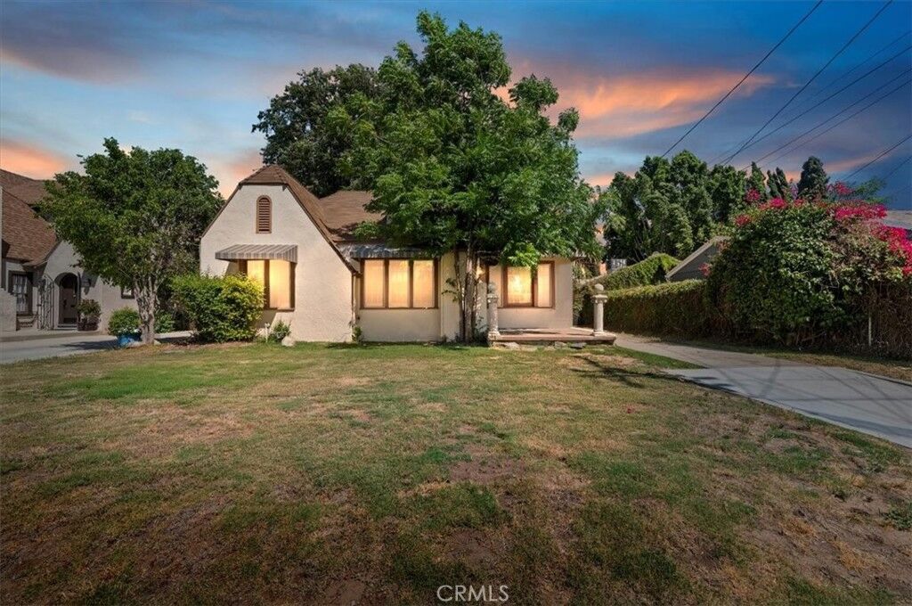 Property Photo:  4966 Brockton Avenue  CA 92506 