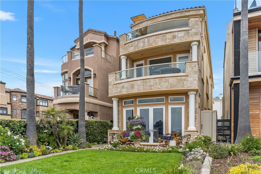 Property Photo: 2118 Pacific Coast CA 92648