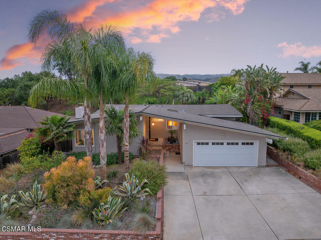 Property Photo:  40 Dickenson Avenue  CA 91320 