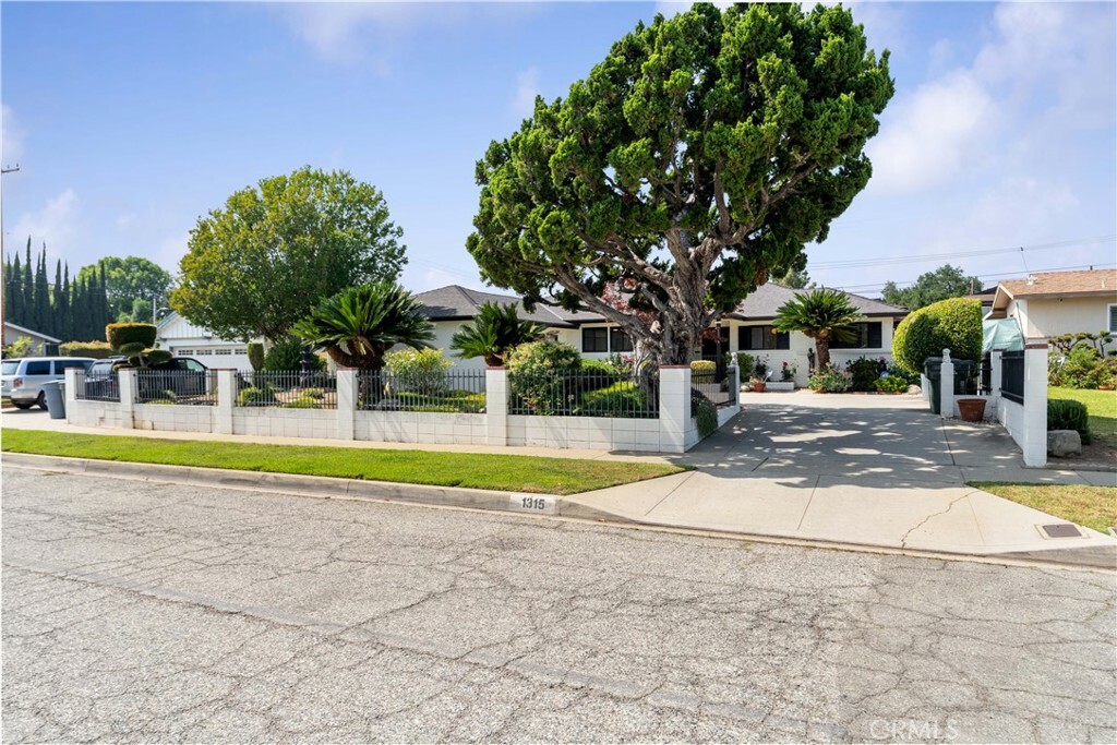 Property Photo: 1315 E Wingate Street CA 91724