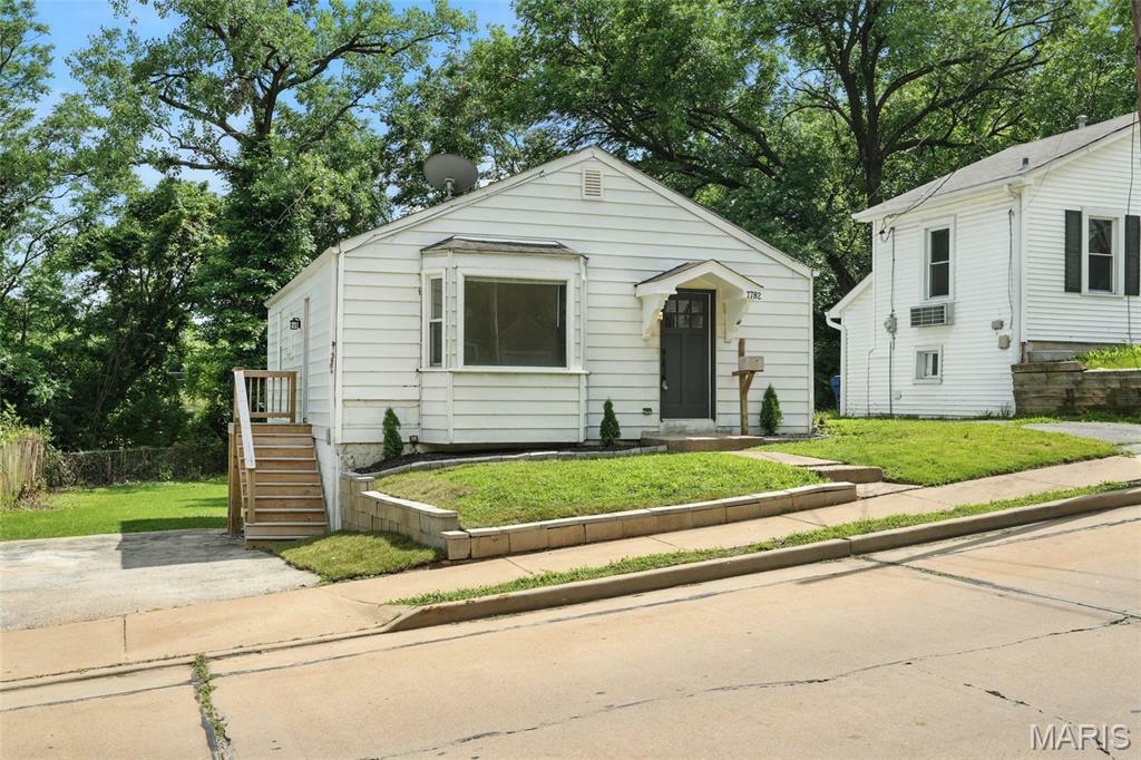Property Photo: 7782 Folk Avenue MO 63143