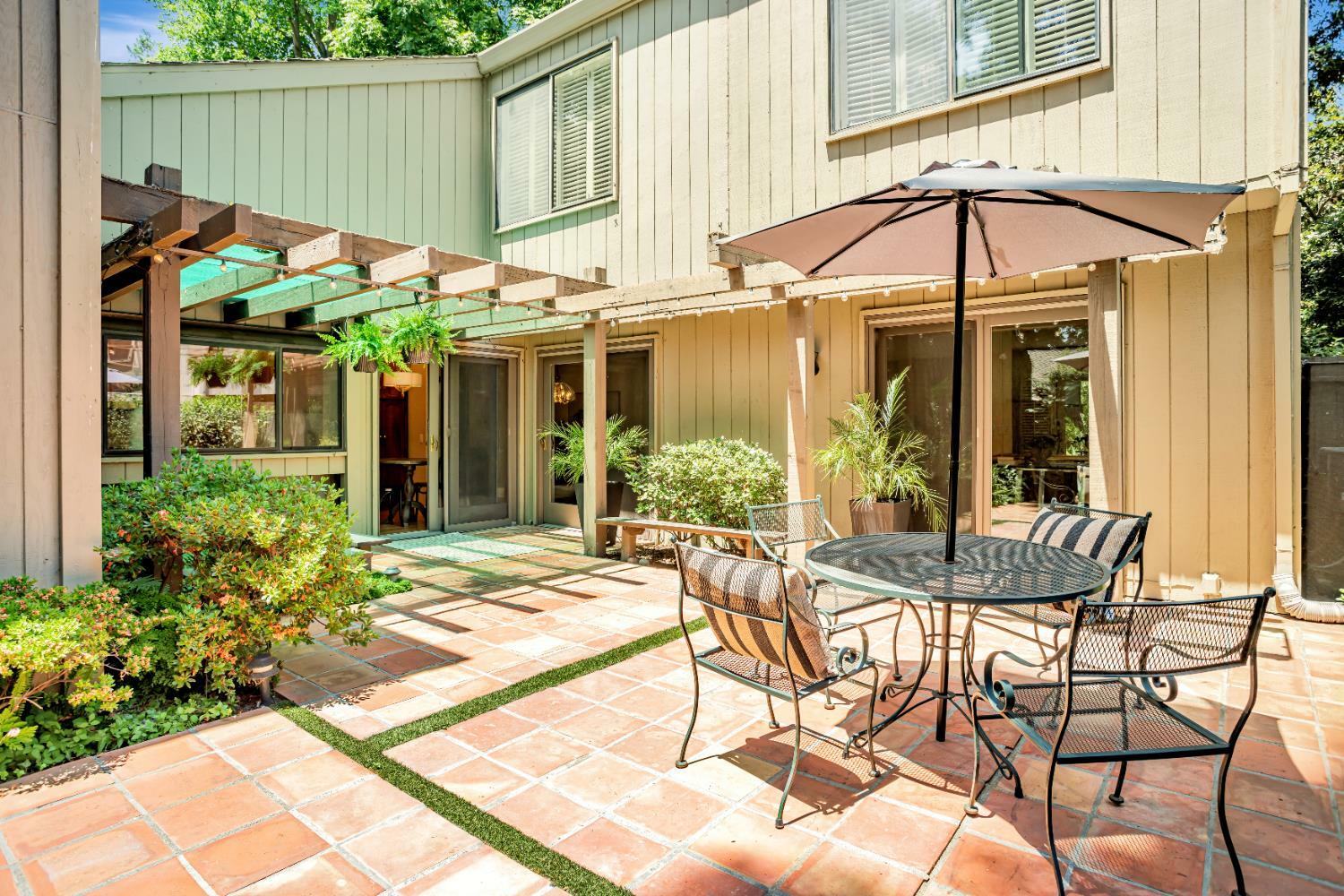 Property Photo: 1593 University Avenue CA 95825