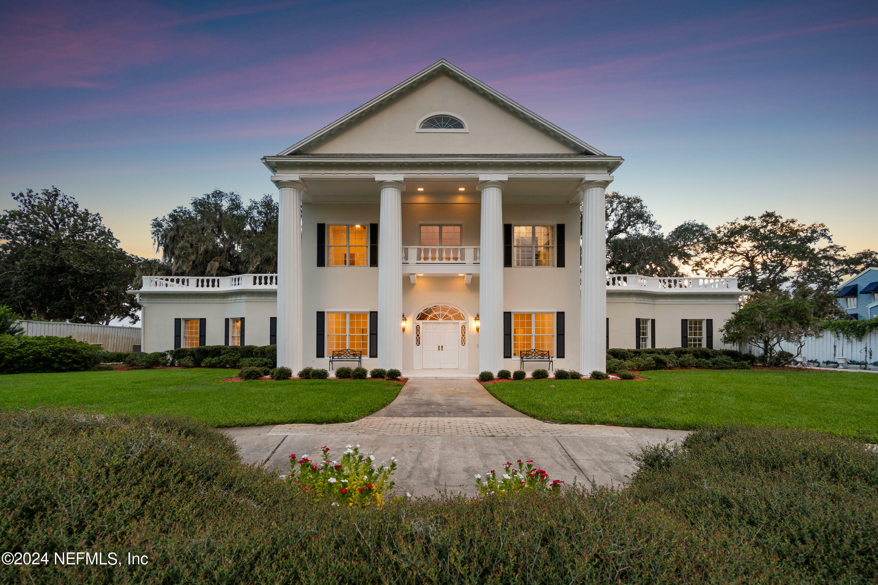 Property Photo: 13936 Mandarin Road FL 32223