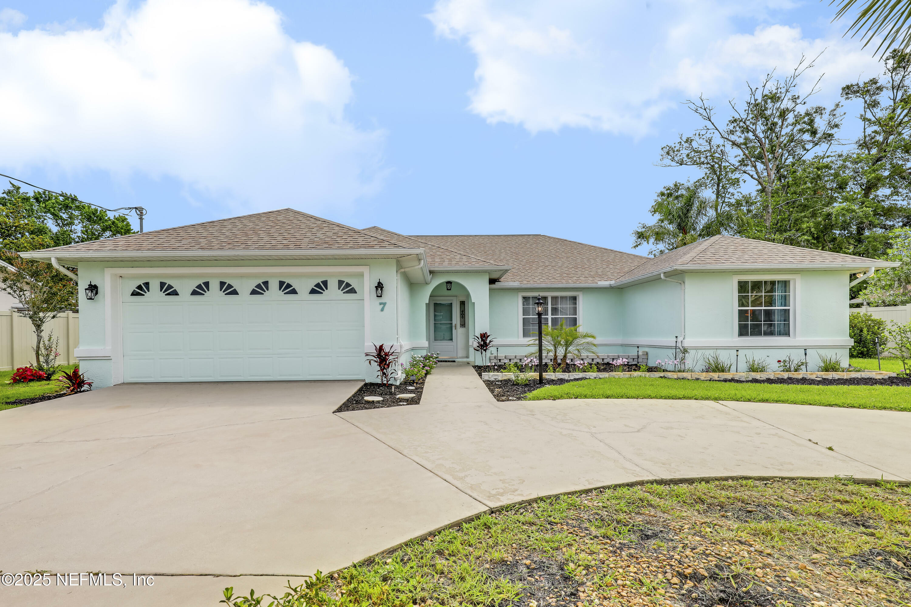 Property Photo: 7 Westgate Lane FL 32164