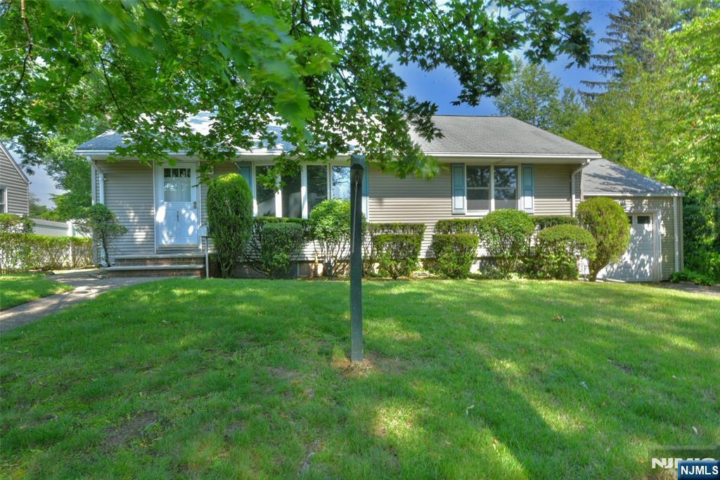 Property Photo:  161 Hickory Street  NJ 07676 