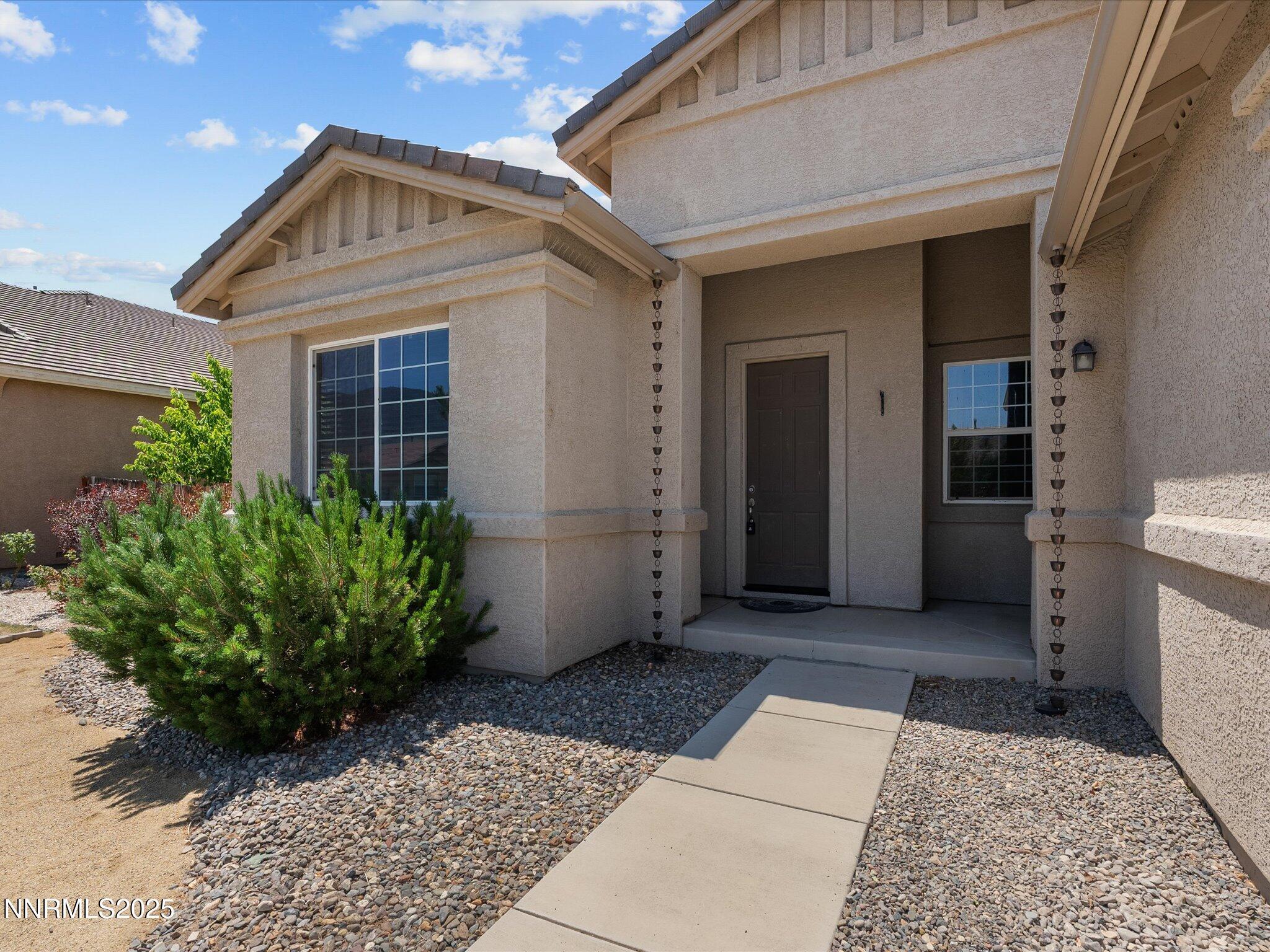 Property Photo: 129 Maze Avenue NV 89403