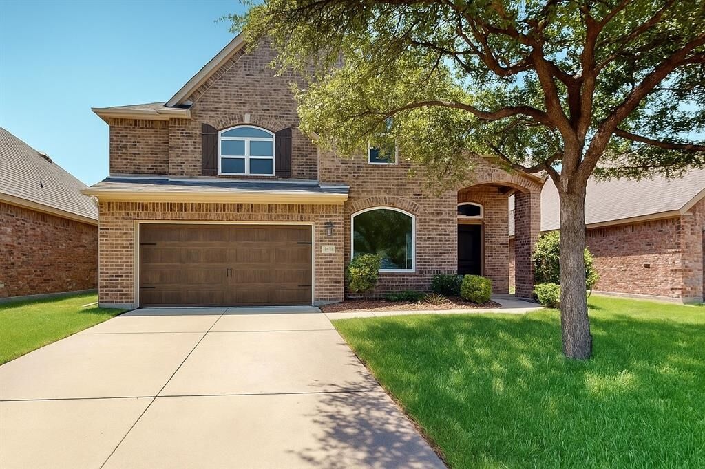Property Photo:  1116 Albany Drive  TX 76131 