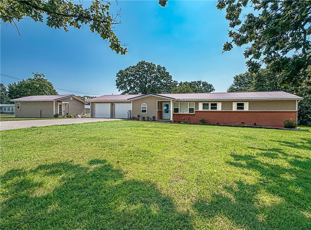 Property Photo: 8754 N 7 Highway AR 72601