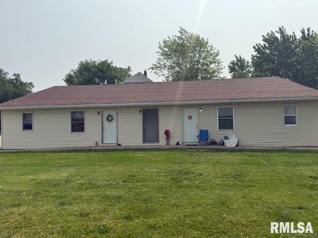 Property Photo:  102 Main Street  IL 61424 