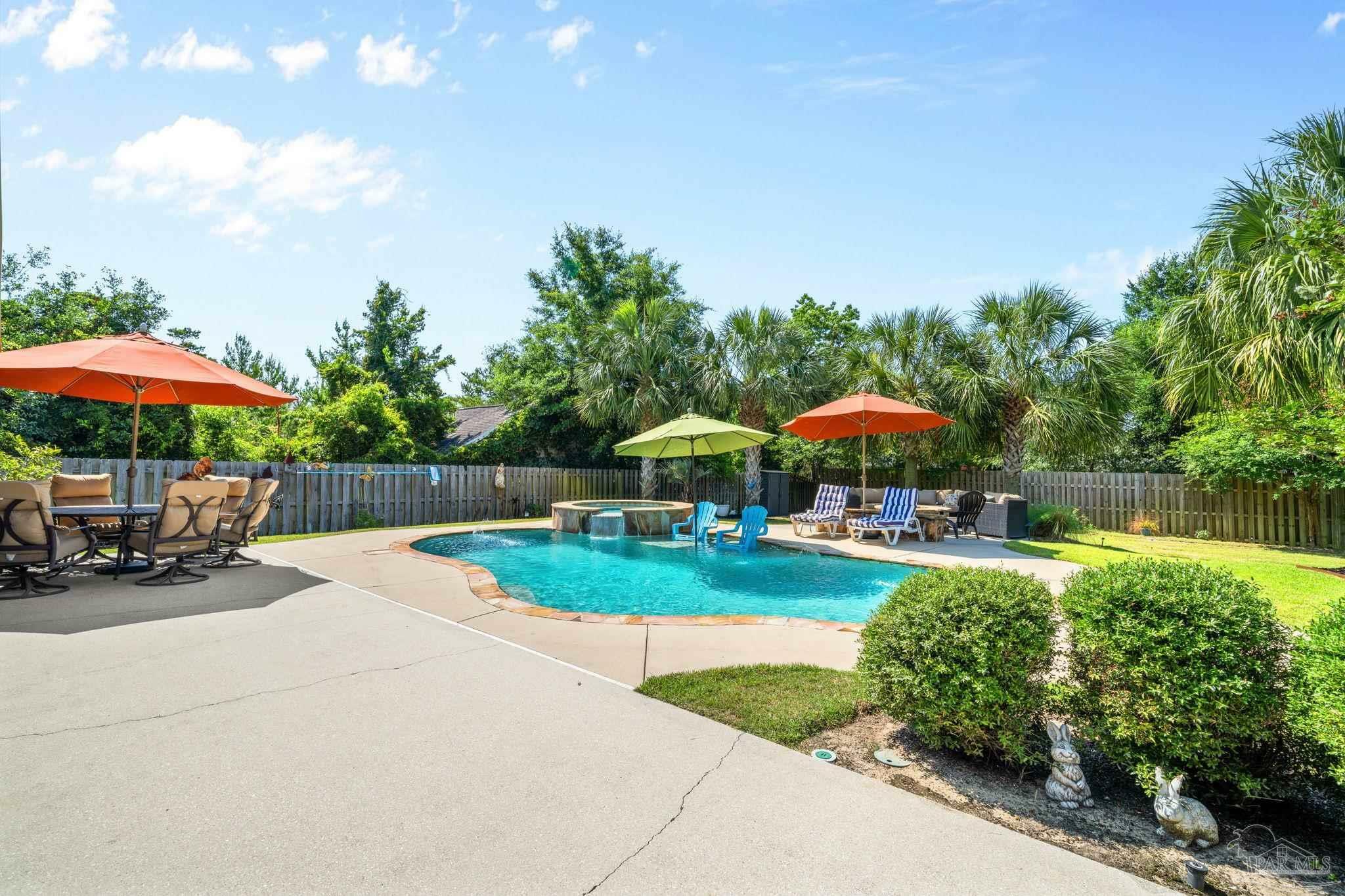 Property Photo: 4295 Graceful Ct FL 32563