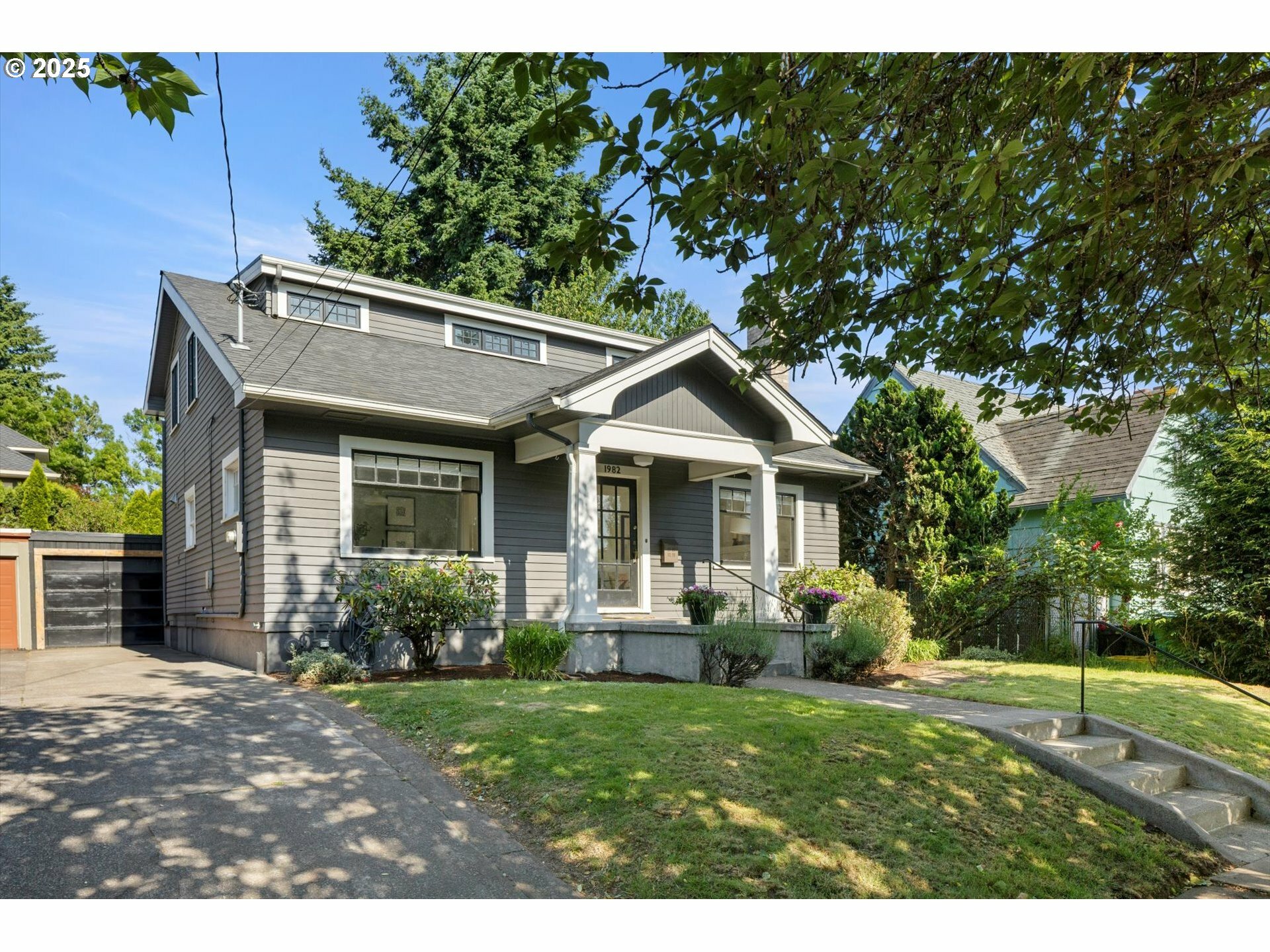 1982 SE 30th Ave  Portland OR 97214 photo