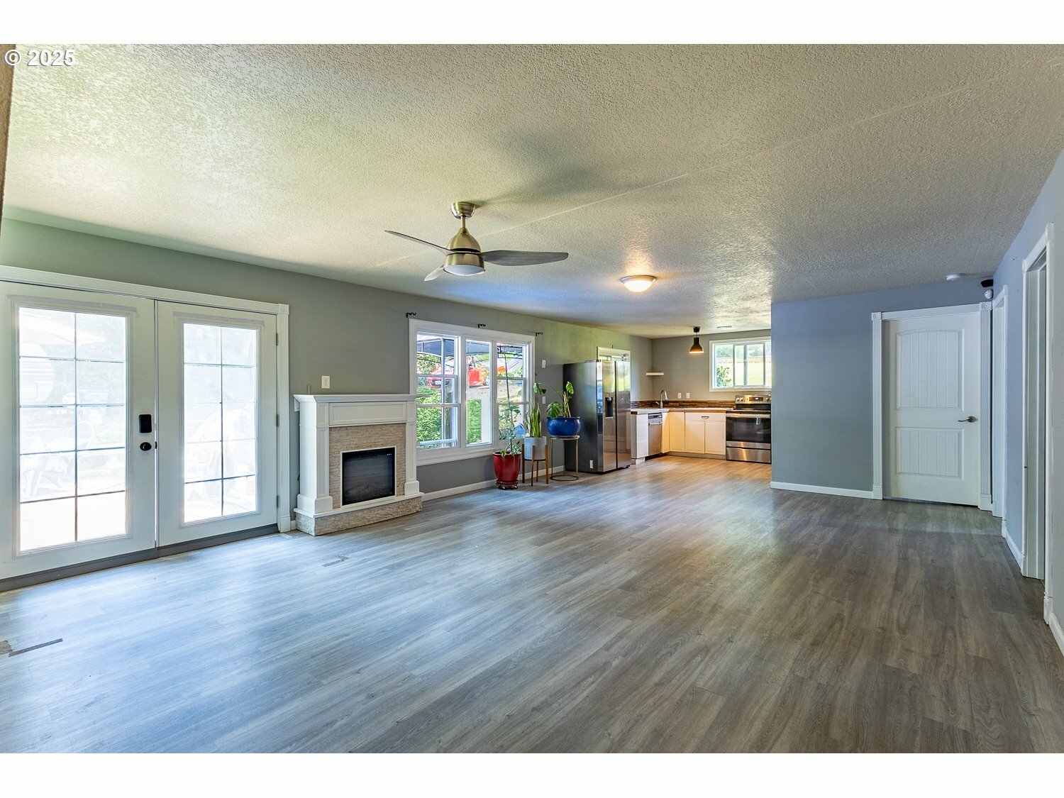 Property Photo: 2612 NE 53rd St WA 98663
