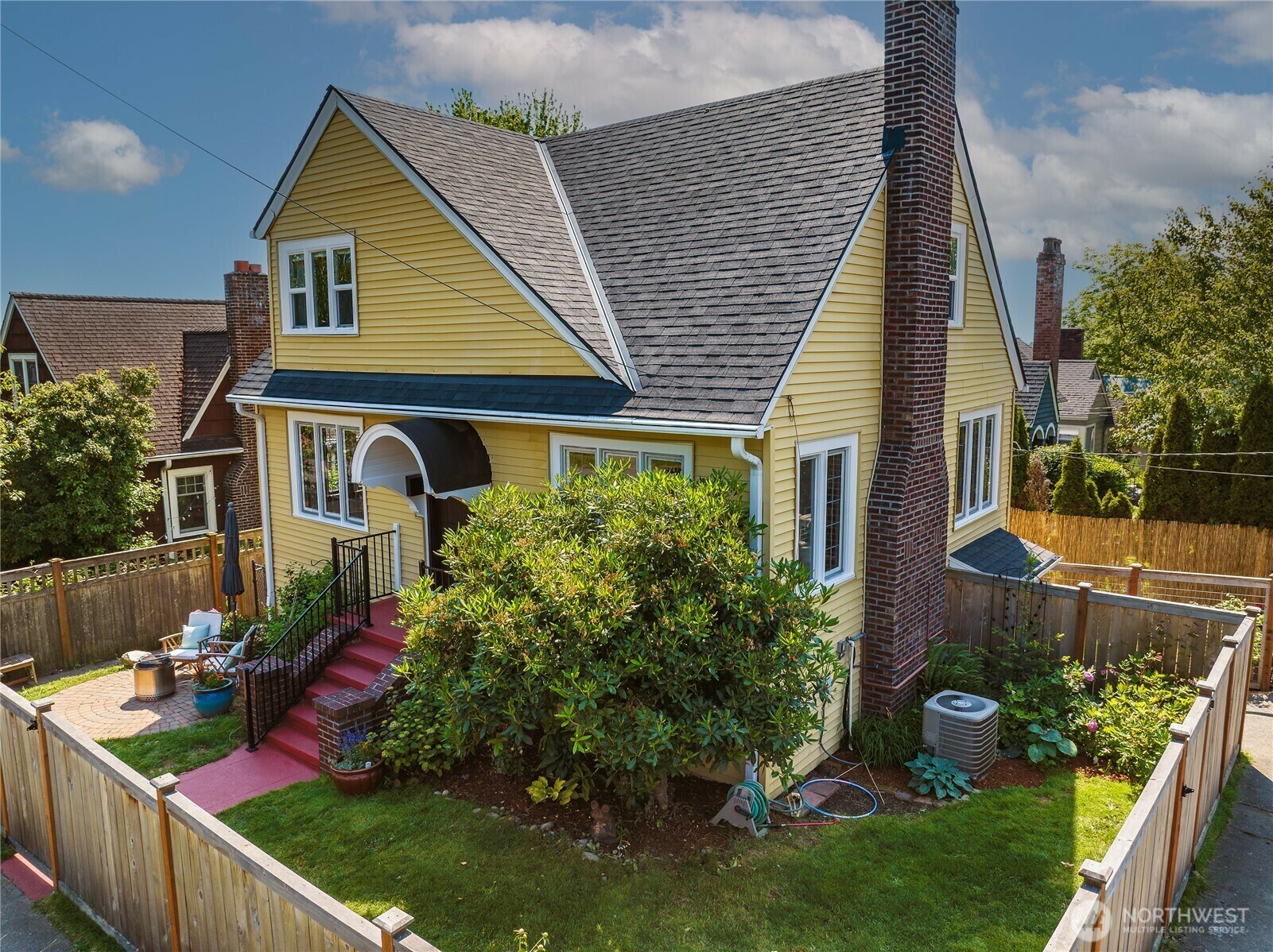 8117  5th Avenue NE  Seattle WA 98115 photo