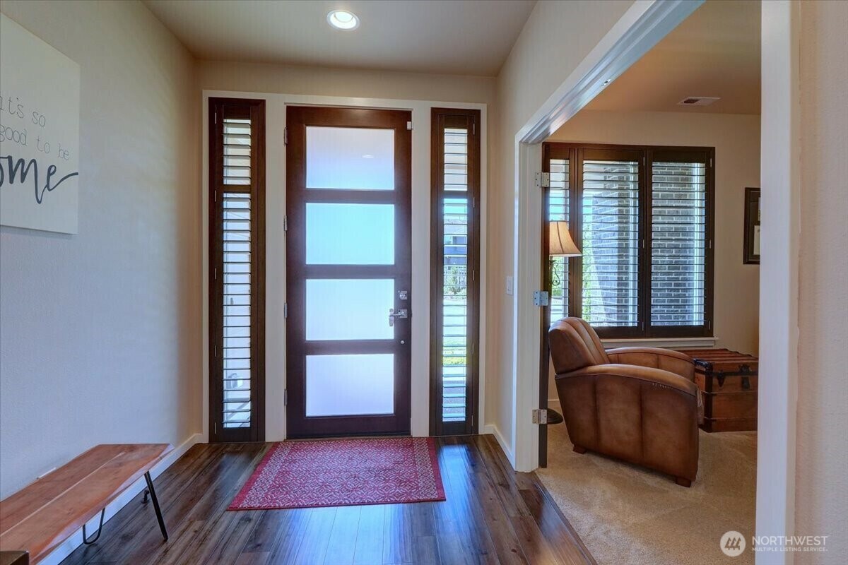 Property Photo: 13406 SE 262 Street WA 98042