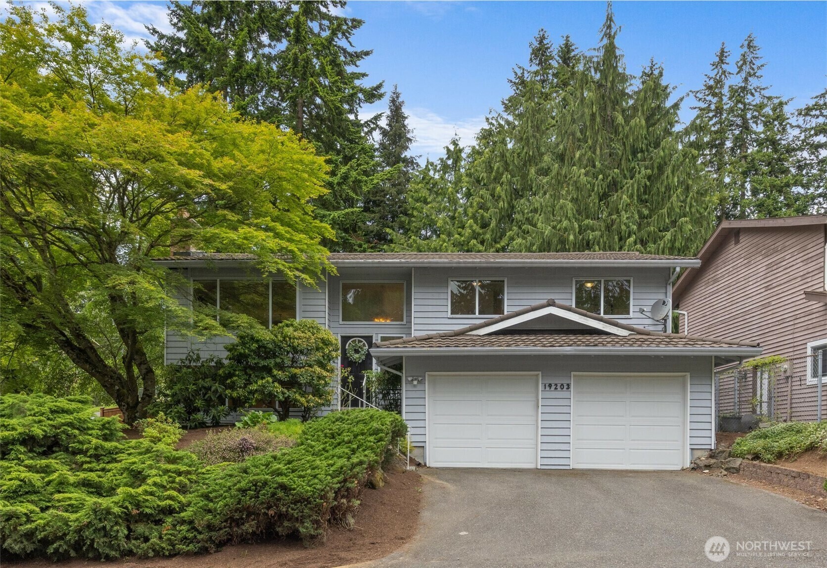 Property Photo:  19203  Whitman Avenue N  WA 98133 