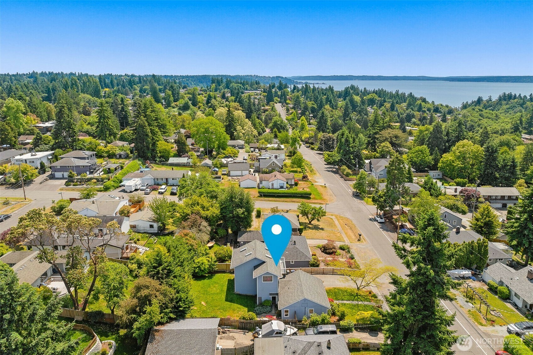 Property Photo:  10746  28th Avenue SW  WA 98146 