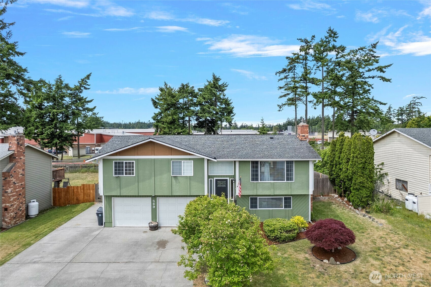 569 NW Fairhaven Drive  Oak Harbor WA 98277 photo