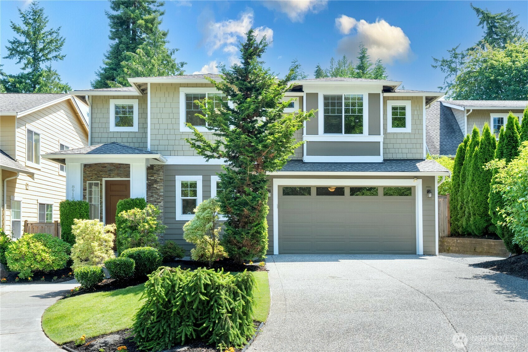Property Photo: 8910 125th Lane NE WA 98033