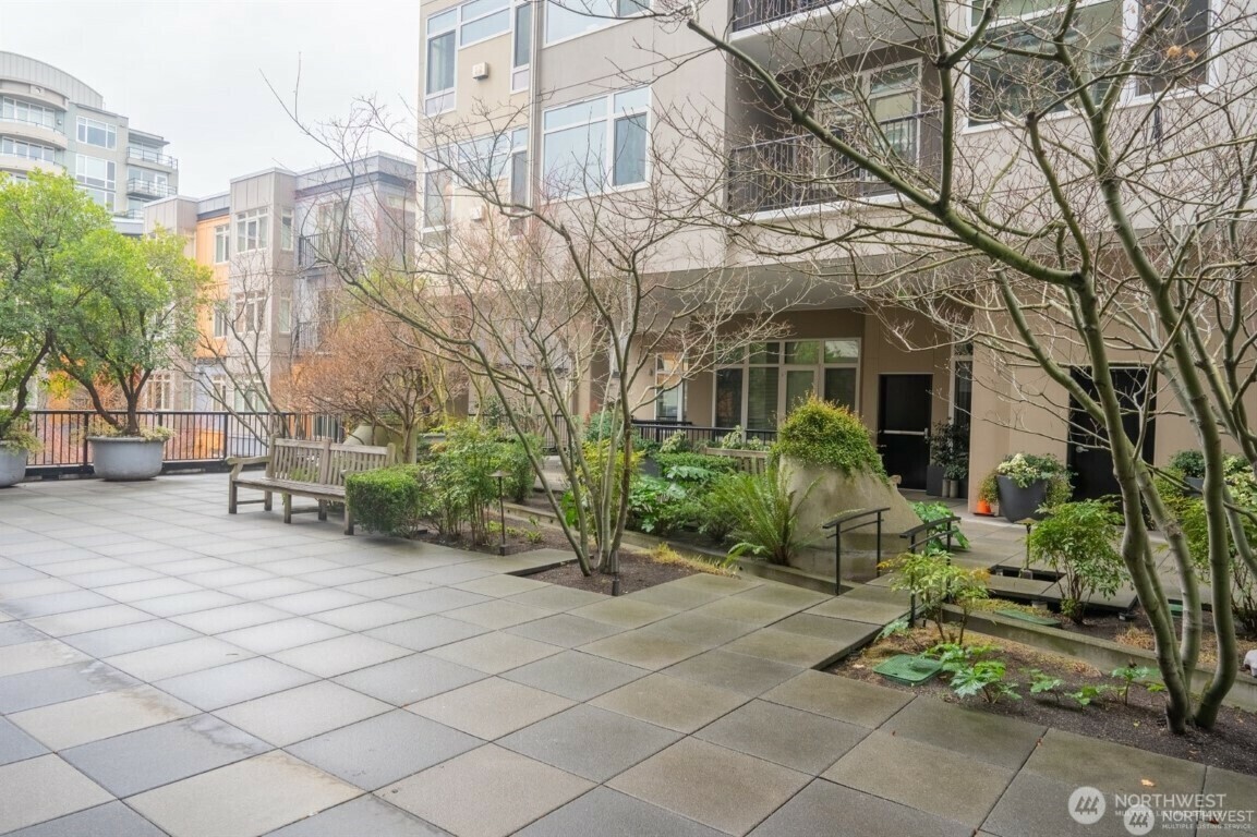 Property Photo: 2801 1st Avenue 515 WA 98121