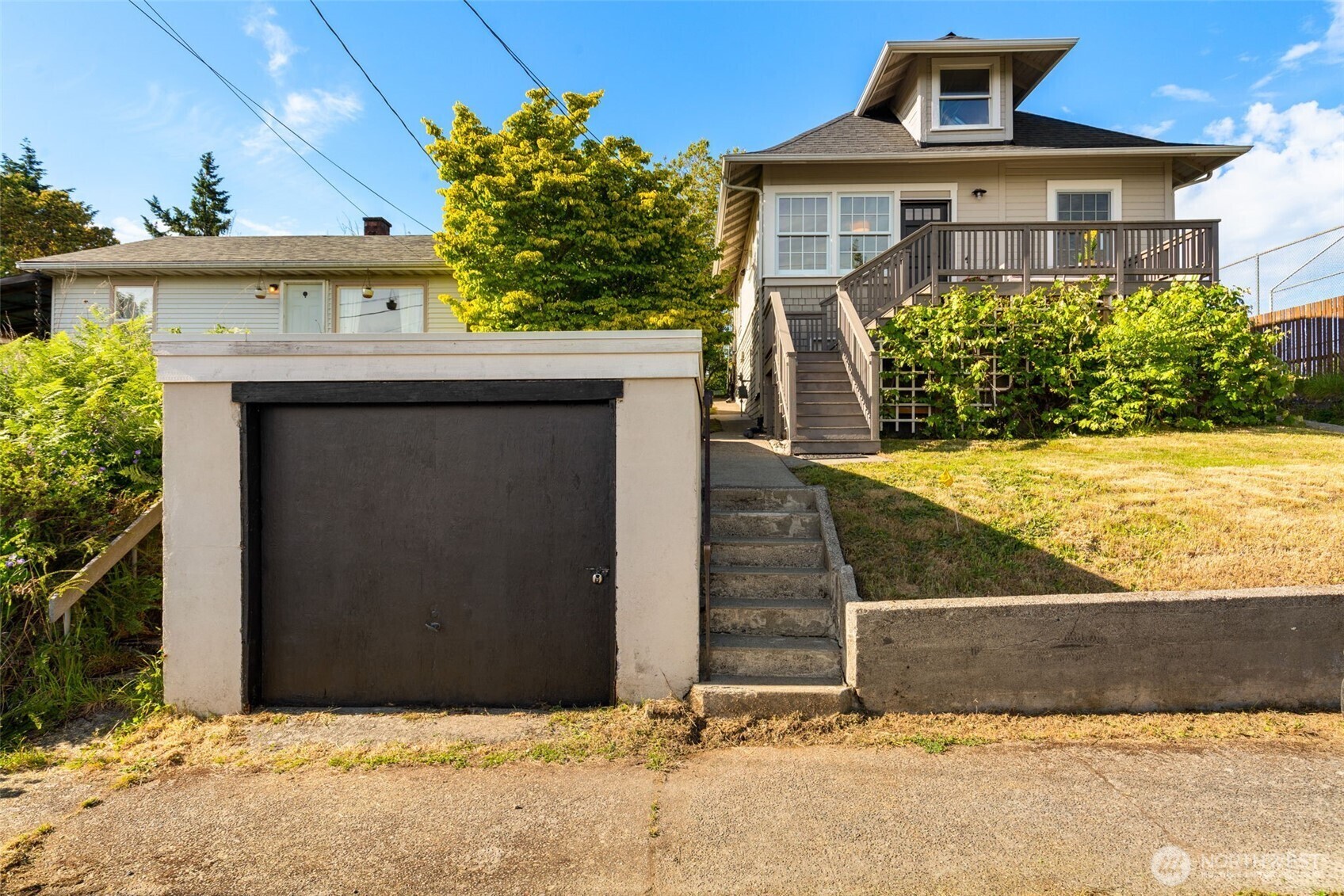 Property Photo: 4340 S Bennett WA 98118