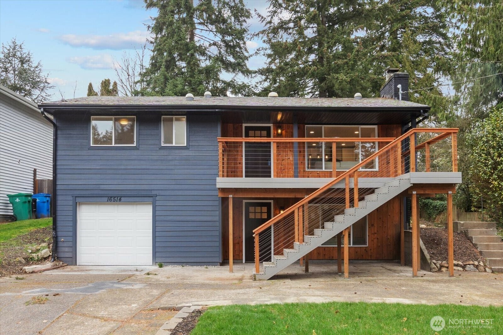 Property Photo: 16514 Wallingford Avenue N WA 98133