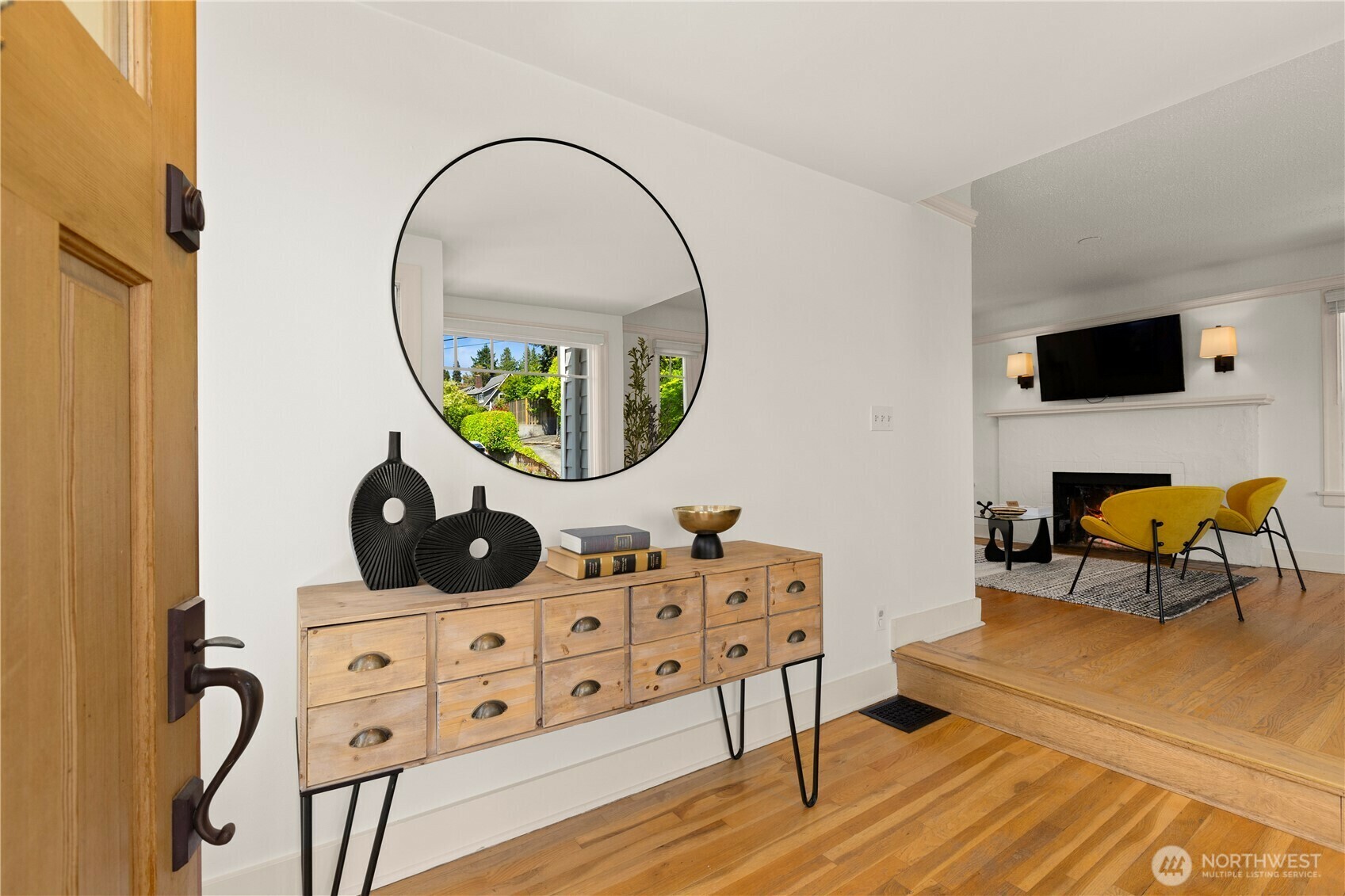 Property Photo: 3617 E Cherry Street WA 98122