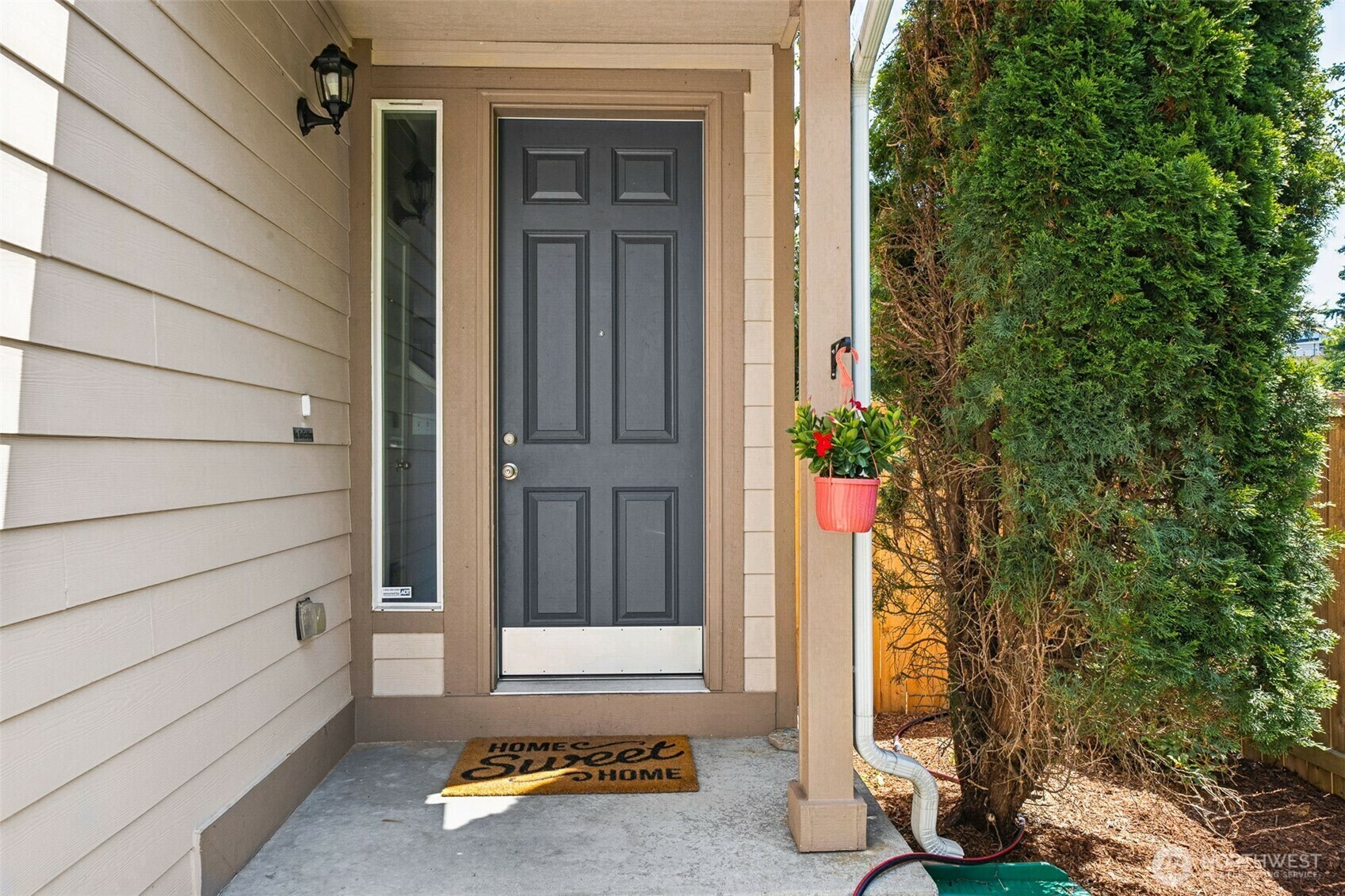 Property Photo: 18541 100th Avenue E WA 98375