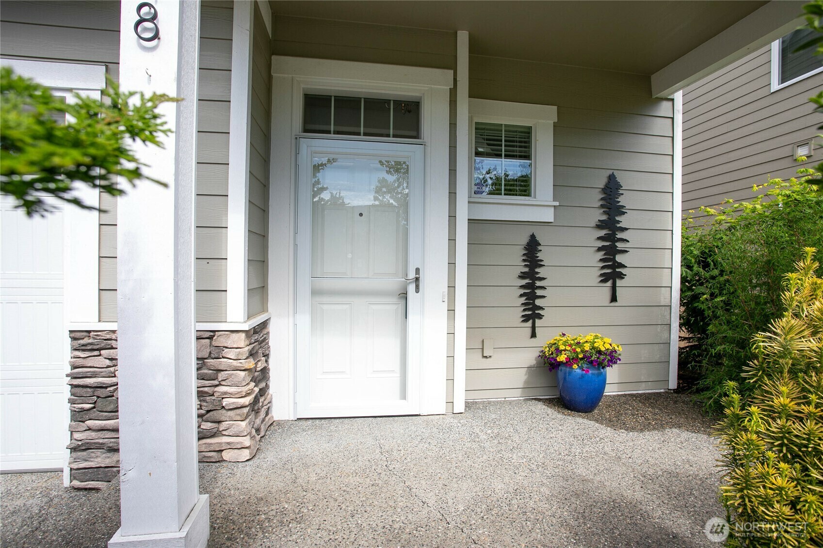 Property Photo: 348 Grady Way WA 98226