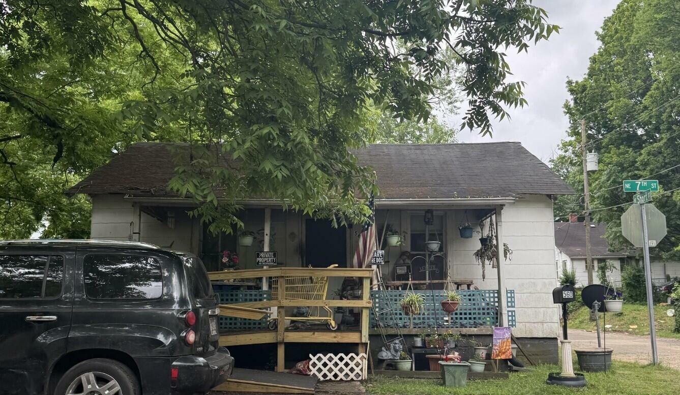 Property Photo: 560/610 7th/Short Street NE TN 37311