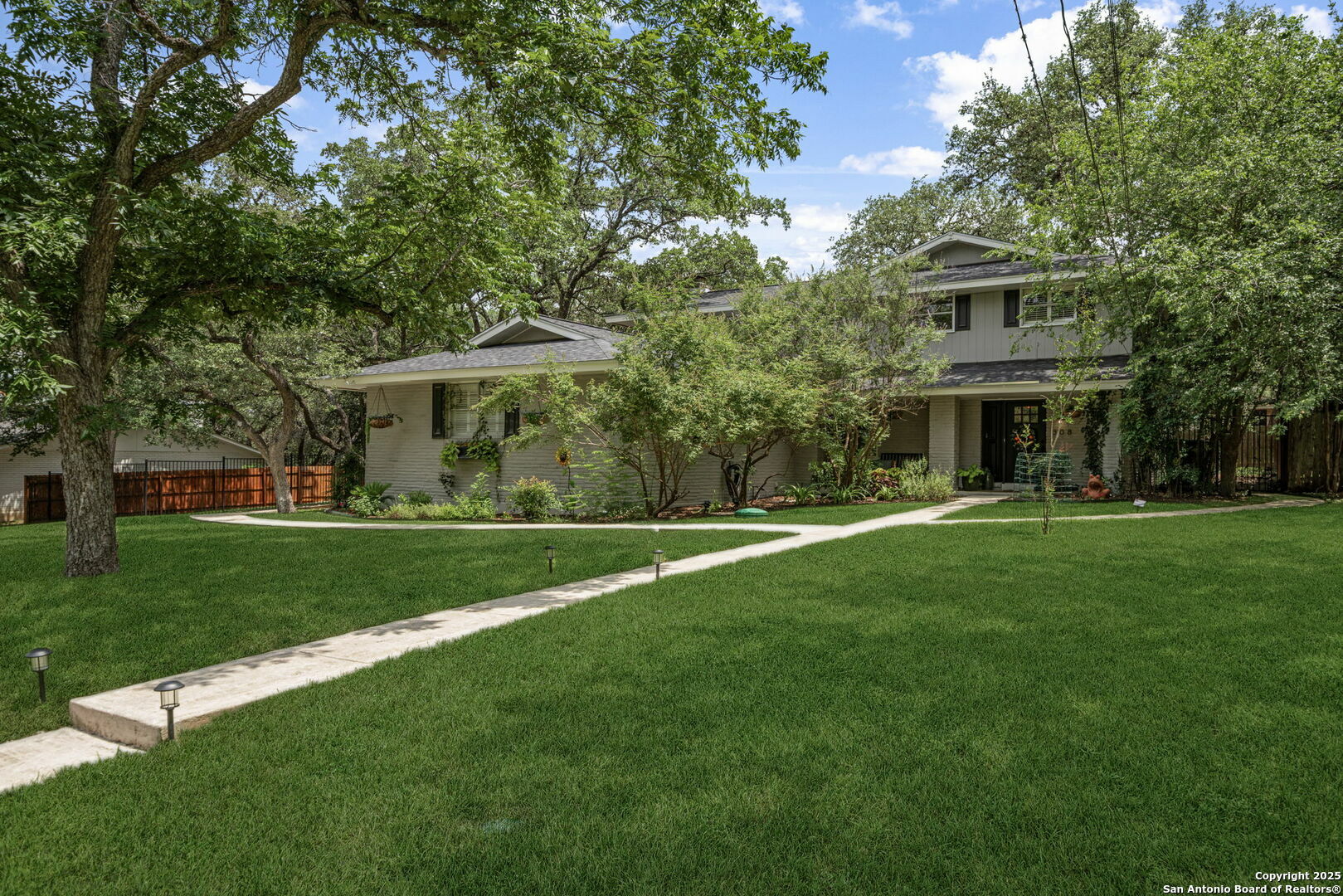 Property Photo: 308 Sagecrest TX 78232