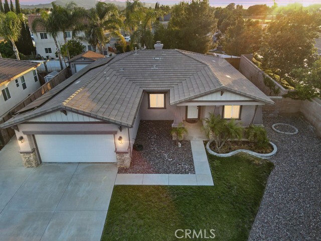 Property Photo:  33011 Breighton Wood Street  CA 92584 