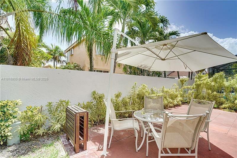Property Photo:  18424 NW 21st St  FL 33029 