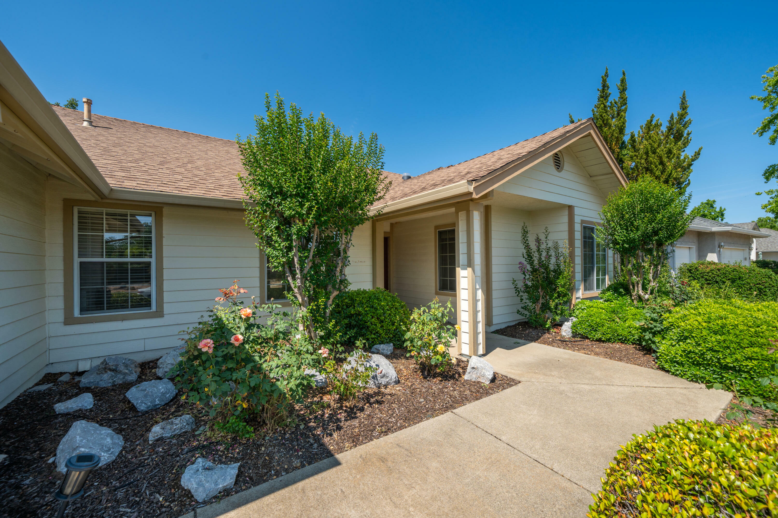 2169 Hope Lane  Redding CA 96003 photo