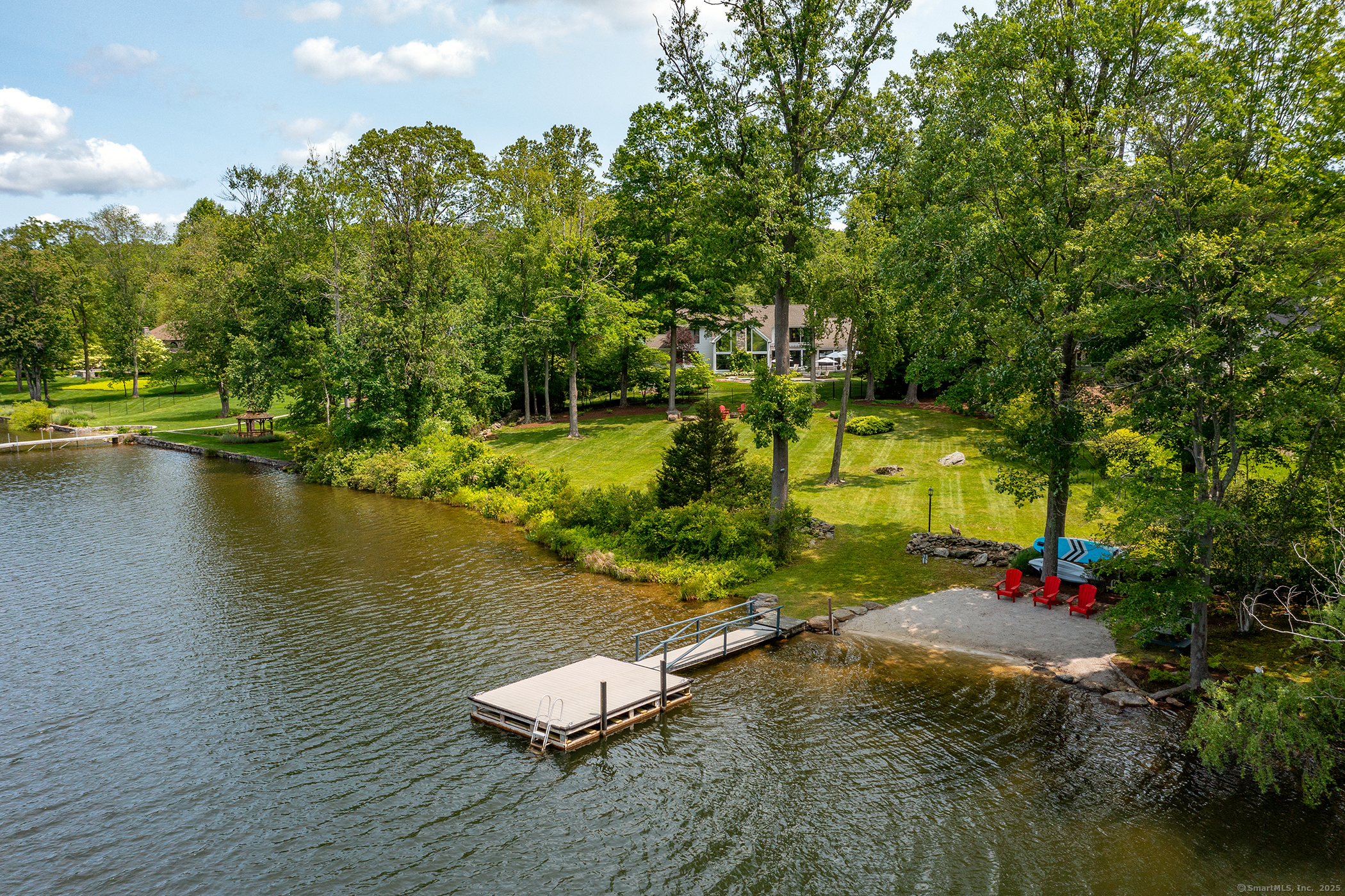 Property Photo: 8 Heritage Island Road CT 06812