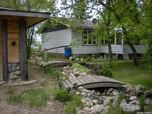 Property Photo: 327 1st Avenue E SK S0J 0J0