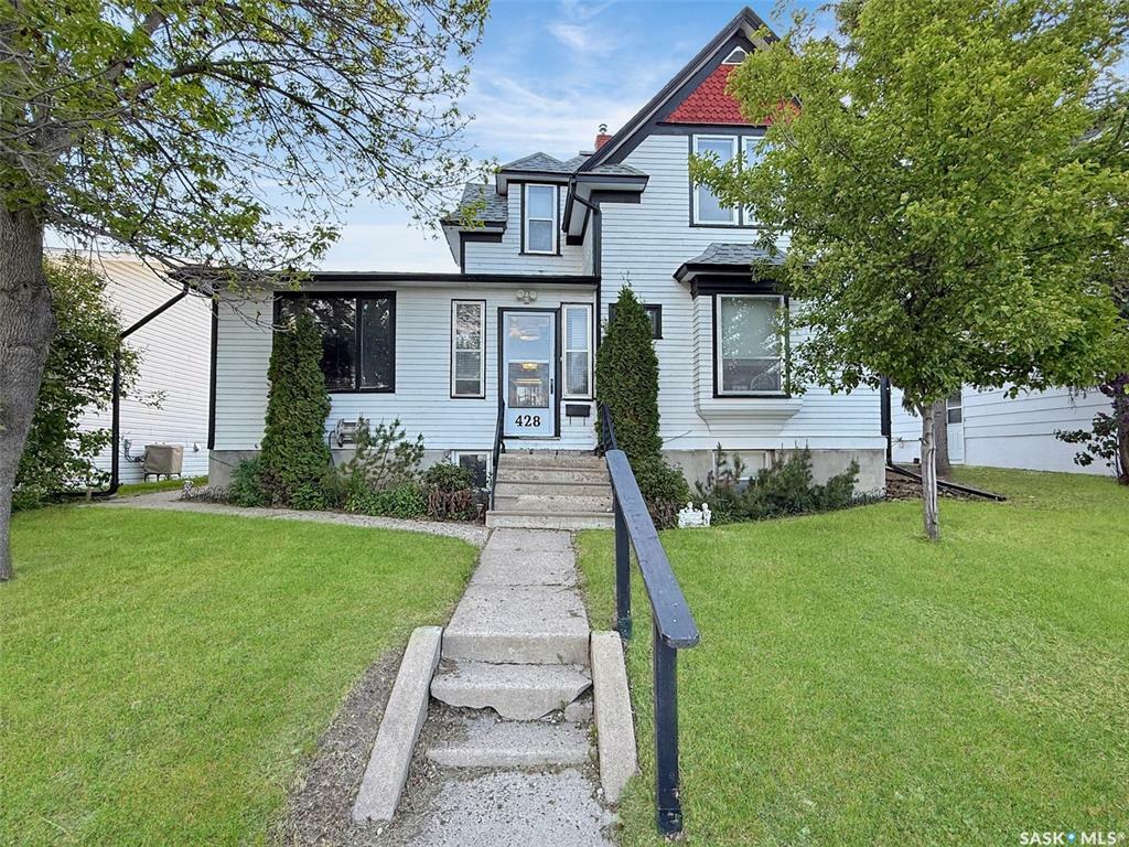 Property Photo: 428 1st Avenue NW SK S9H 0N4