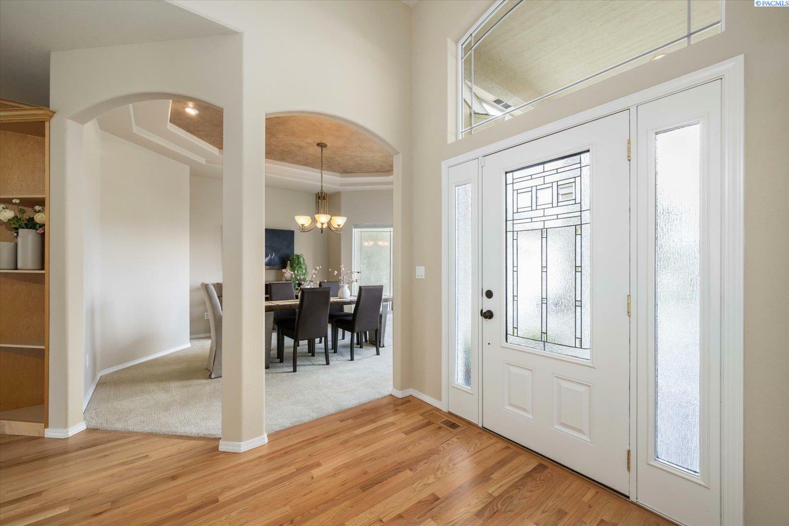 Property Photo:  1209 W Canyon Lakes Drive  WA 99337 